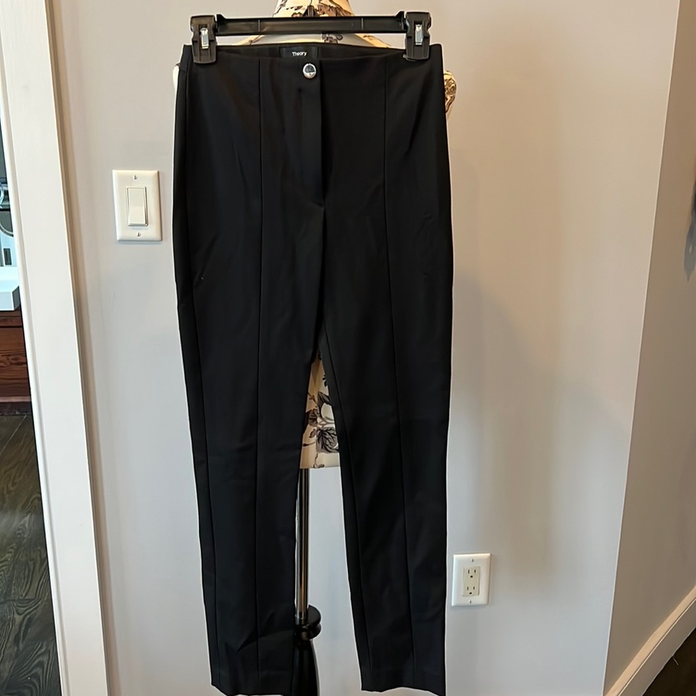 Theory black skinny ankle pants size 00